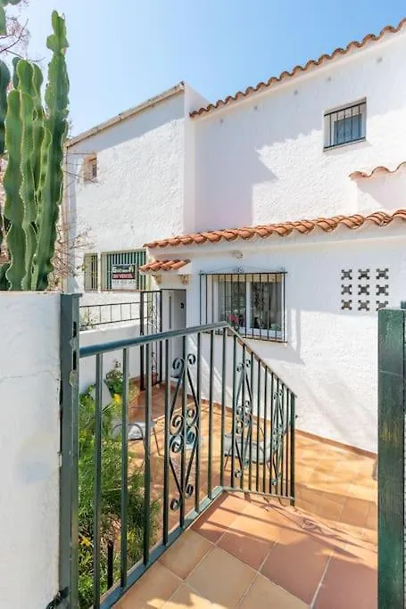 Merce 30-Amplia Casa De Vacaciones Con Vistas Al Mar 罗萨斯